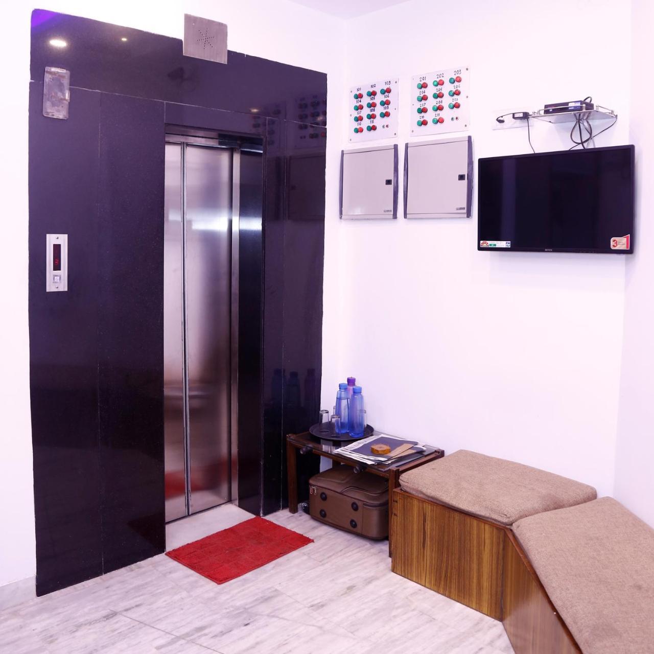 Batra Holiday Home - Couple Friendly Stays Delhi  Esterno foto